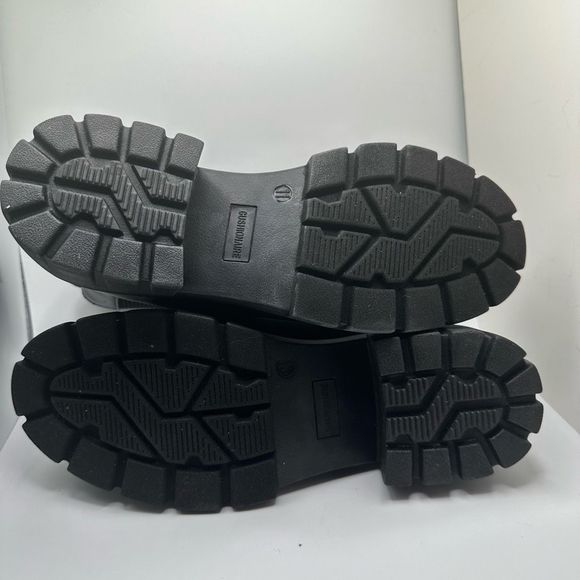 CUSHIONAIRE Women's slip on chelsea boot +Memory Foam 11 BLACK - Picture 5 of 7